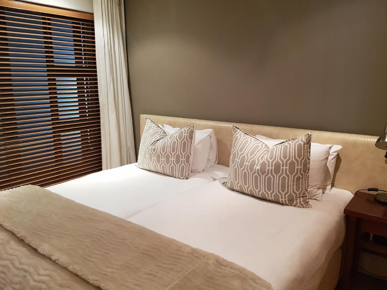 Weom Apartments แซนด์ตัน ภายนอก รูปภาพ